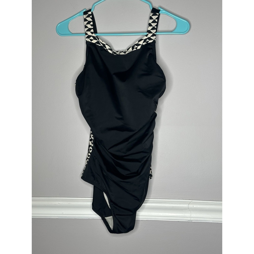 Reebok Swimsuit Black One Piece Women Sz 10 Slimming Geometric Trim